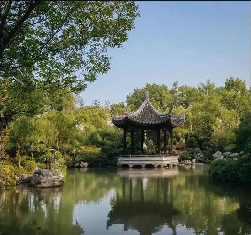 仙居县依凝餐饮有限公司